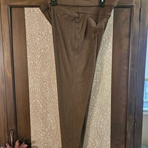 HUE woman’s soft stretch Jean leggings size XL color brown.  NWOT